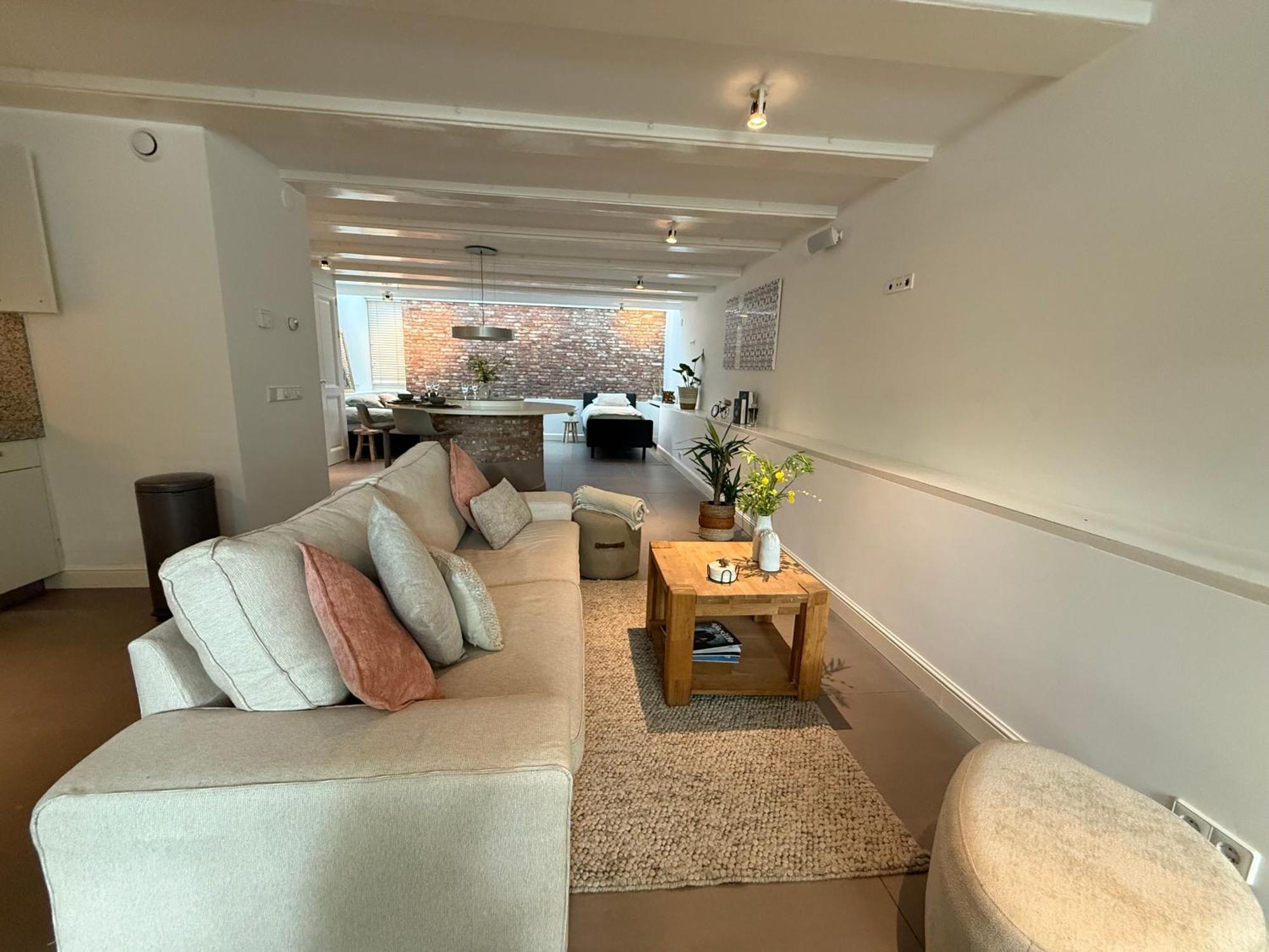 Elegant Canal-side In Heart Of Appartamento