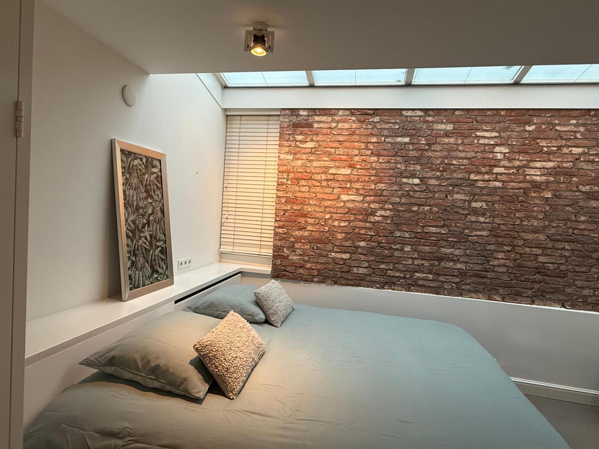 Elegant Canal-side In Heart Of Appartement